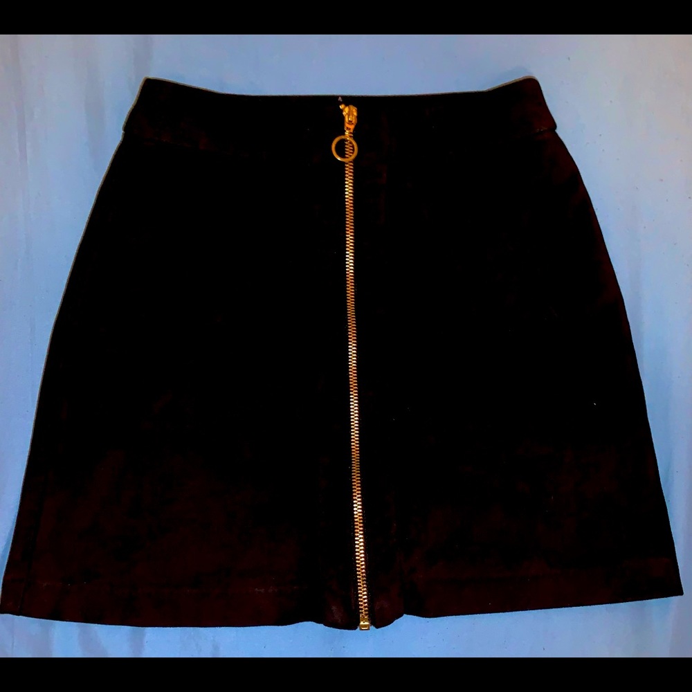H&M Black Zip up skirt